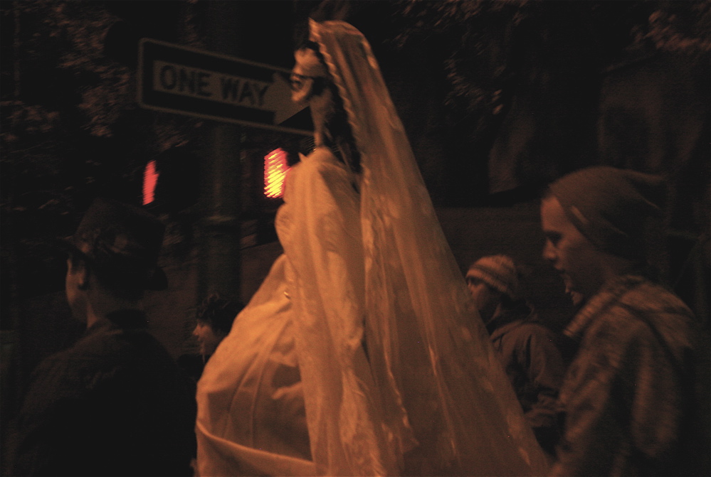 11-02-15 Muertos Procession-014