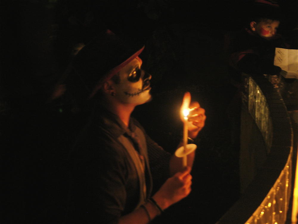 11-02-15 Muertos Procession-021