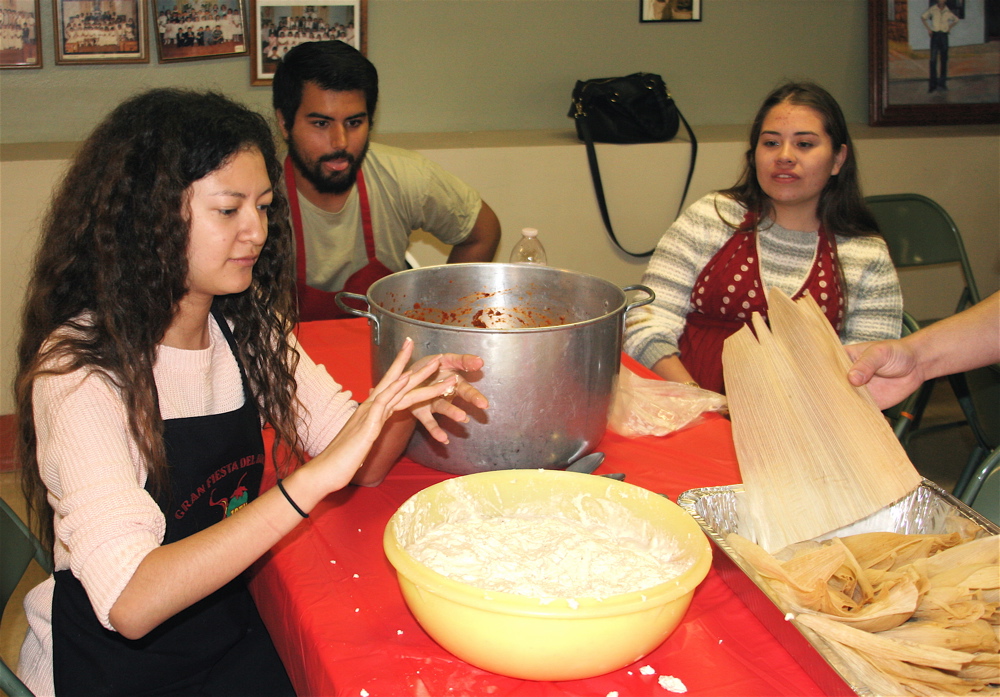 11-05-16-nau-tamale-making-workshop-03