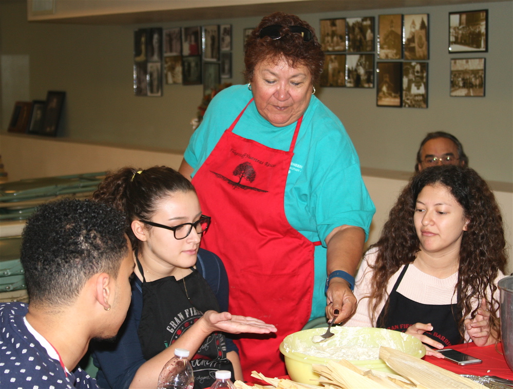 11-05-16-nau-tamale-making-workshop-05