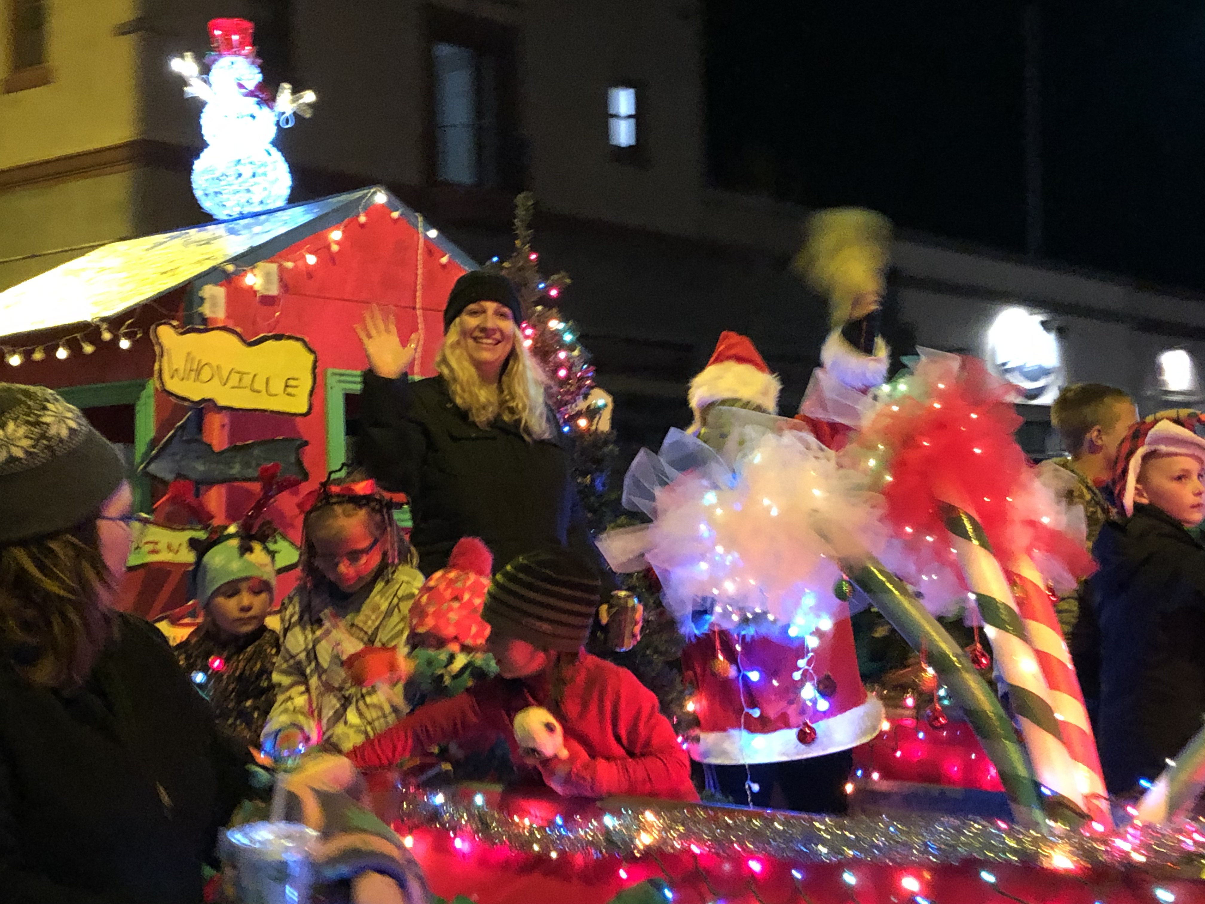 12-08-18 Holiday Parade of Lights-04