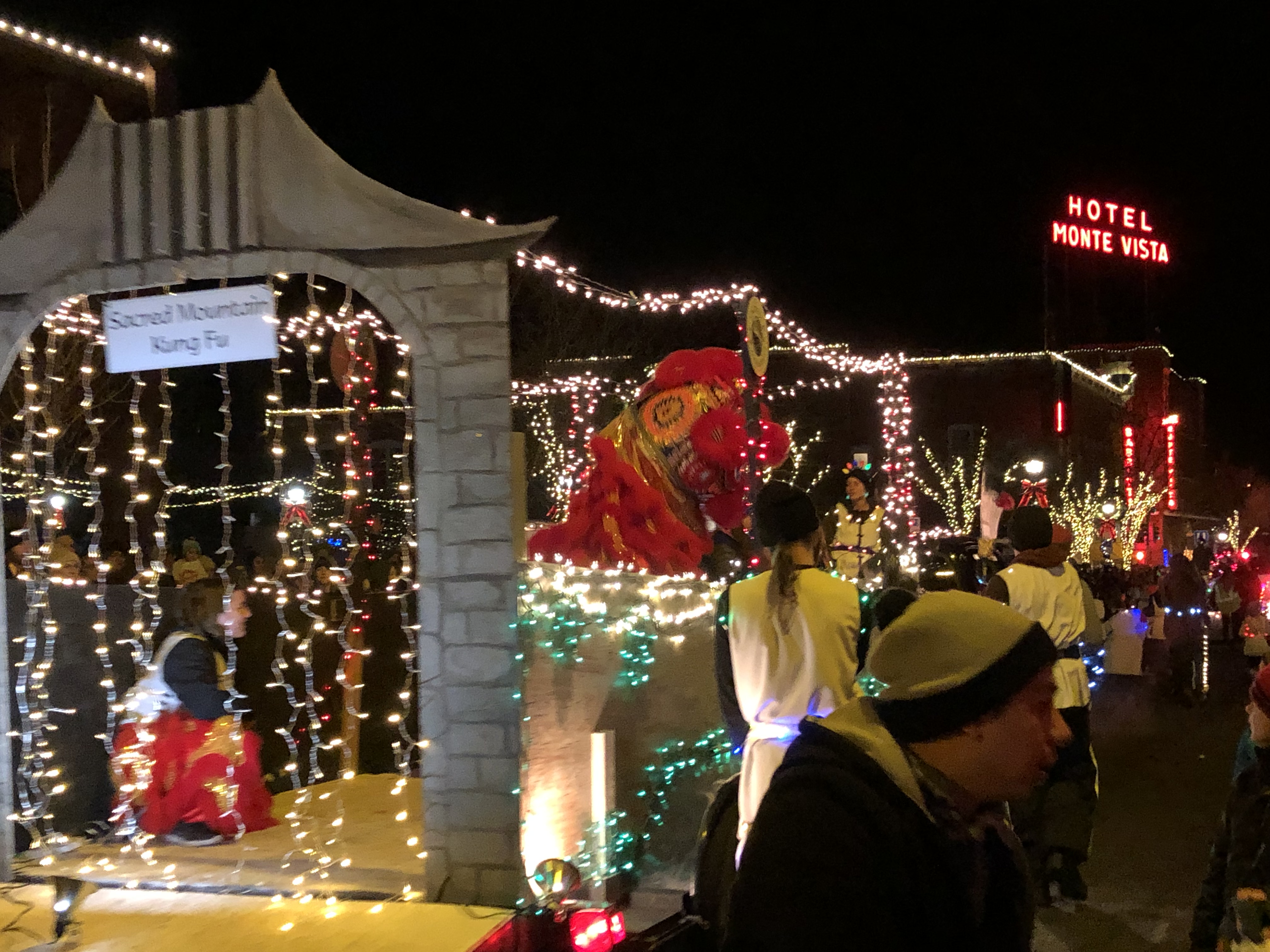 12-08-18 Holiday Parade of Lights-07